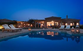 Villa Emerald